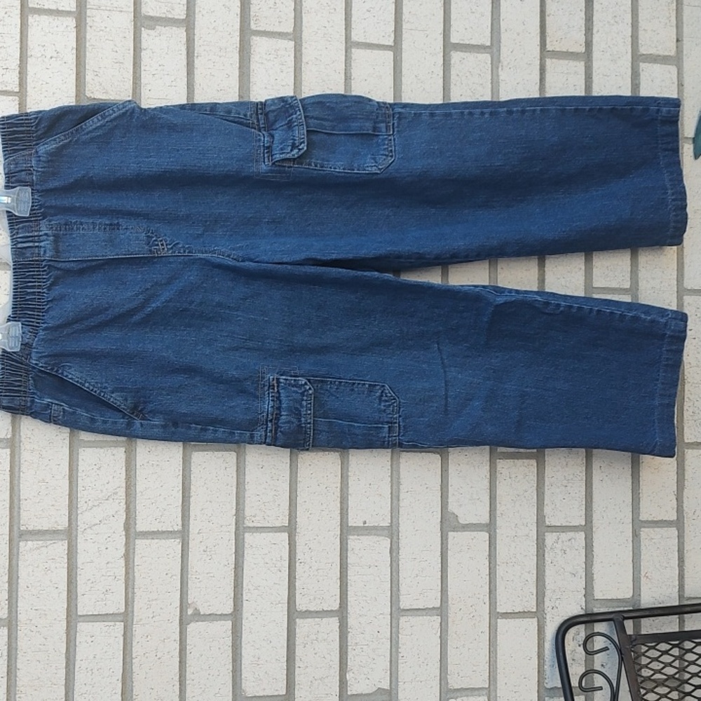 Basic Edition Bluejeans* - Picture 2 of 9